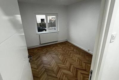 Spațiu comercial, de 50 mp, în Micro 12 - 6