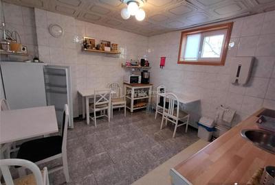 Casă cu 5 camere cu Teren 140 Mp în Moldova Nouă - 12