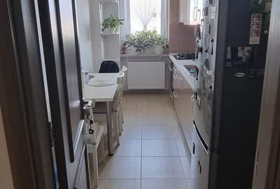 Apartament cu 2 camere decomandat, mobilat în Progresul - 5