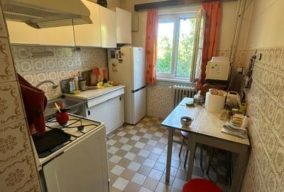 Apartament 4 camere, etajul 3/4, 2 grupuri sanitare, balcon mare, imbunatatiri - 14