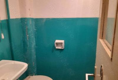 Apartament cu 4 camere decomandat et 2 - 3