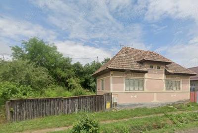 Casă cu 4 camere cu Teren 20024 Mp în Suplac - 8