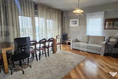 Apartament cu 4 camere semidecomandat, mobilat în Central - 2