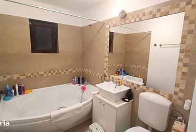 Apartament cu 3 camere în Luna - 12
