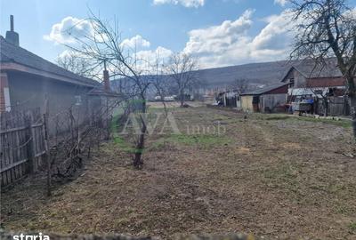 Teren de 2000 mp, în Hemeiuș
