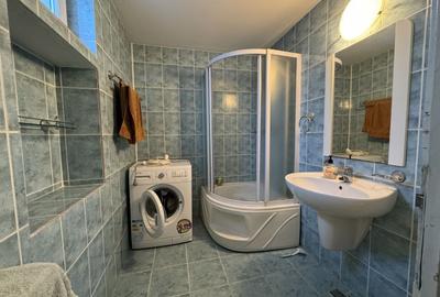 Casă individuală cu 8 camere cu Canalizare în Central - 13