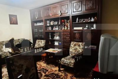 Apartament cu 3 camere decomandat în Micro 16 - 1