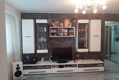 Vanzare Apartament 3 camere cf. 1 parter, semid., mobilat si utilat zona Viziru 1 Vanzare Apartament 3 camere cf. 1 parter, semid., mobilat si utilat zona Viziru 1 - 1