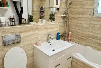 Apartament cu 3 camere decomandat în Central - 3