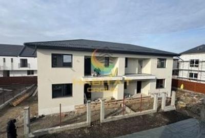 Casă individuală cu 4 camere cu Canalizare în Central - 8