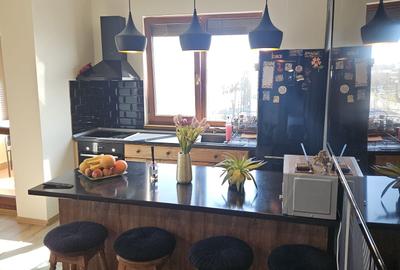 Apartament cu 2 camere decomandat, mobilat în Mamaia - 1