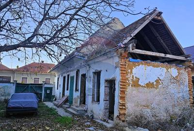 Lot teren de 597 mp | Casa renovabila | (PUZ si CU Bloc P+2+M etaje) - 9