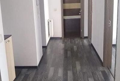 Apartament cu 3 camere decomandat în Militari