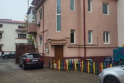 Casa care functioneza ca si gradinita in moment, zona centrala, Matei Voievod - 4