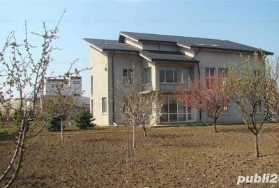 Casă cu 6 camere cu Teren 3000 Mp în Mogoșoaia - 1
