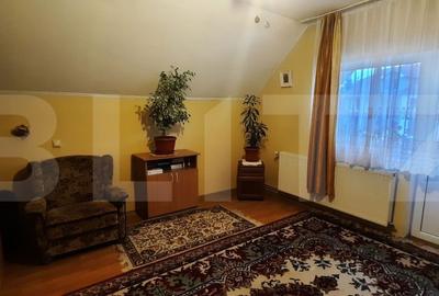 Casă cu 3 camere în Titulescu - 10