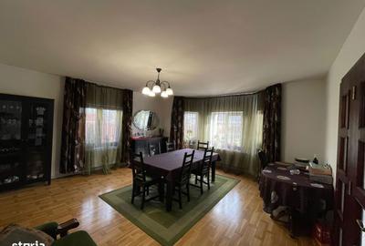 Casă cu 7 camere cu Teren 900 Mp în Apahida - 4