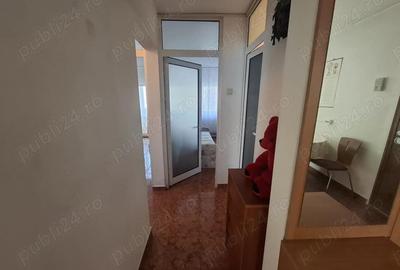 Apartament cu 3 camere decomandat în UTA