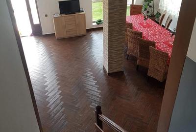 Casă cu Teren 253 Mp în Eșelnița - 5