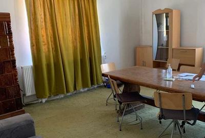 Spațiu comercial, de 3,150 mp, în Sebiș - 3