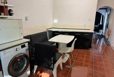 Casă cu Teren 100 Mp în Copou - 3