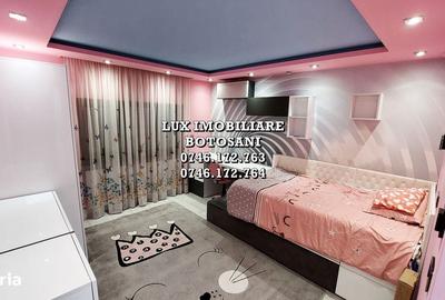 Apartament cu 4 camere decomandat în Central - 5