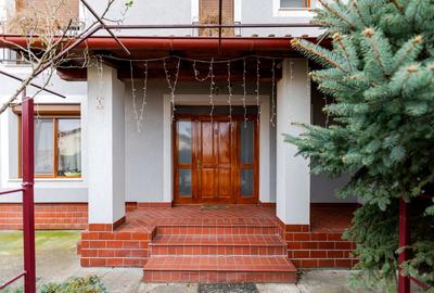 Casă individuală cu garaj - Confort premium - Comision 0% - 3