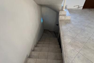 Casă cu 4 camere cu Teren 750 Mp în Central - 4