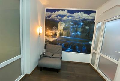 Apartament cu 2 camere semidecomandat, mobilat în Rahova