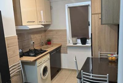 Apartament cu 3 camere semidecomandat în Central - 4