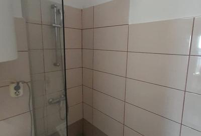 Garsonieră decomandată, mobilată în Universitate - 5