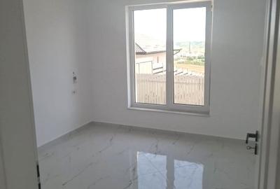 CASA P+1 INSIRUITA VALEA LUPULUI - 11