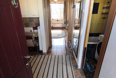 Garsonieră decomandată, mobilată în P-ța Muncii - 26