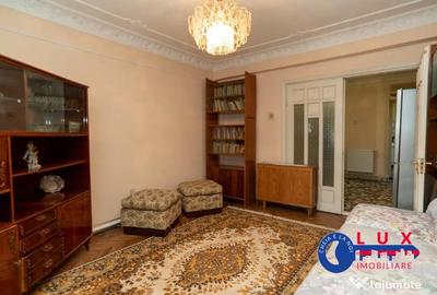 Apartament cu 3 camere decomandat în Pelican - 14