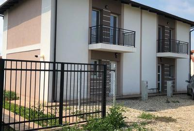 Casă cu 3 camere cu Teren 750 Mp în Săcălaz - 1