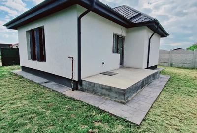 Propietar vand casa 3 camere pod decent pentru depozitare plus beci. acces la bulevard 70m - 4