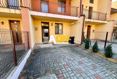 Casă cu 3 camere cu Canalizare în Central - 1