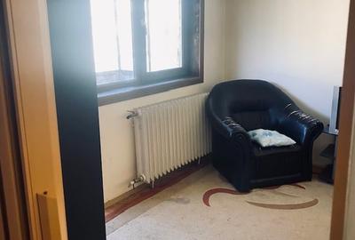 Vand 3 camere Girocului! - 2