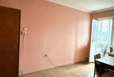 DECEBAL 2camere decomandate, clasic, etaj2! - 3