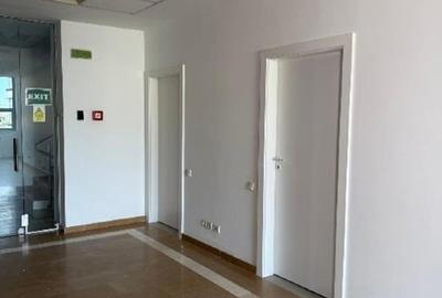 Spațiu comercial, de 140 mp, în P-ța Romană - 8