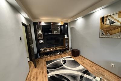 Apartament 3 camere, decomandat, 66.8 mp, Craiovita Noua, zona Niela - 2