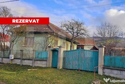 Casă cu 2 camere cu Teren 1223 Mp în Bicfalău - 4