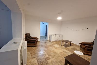 Apartament cu 3 camere semidecomandat în 1 Mai - 4
