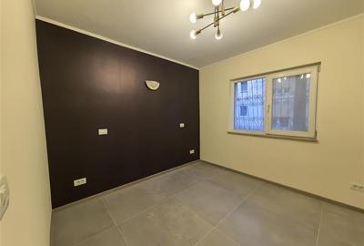 Apartament cu 3 camere decomandat în Complex Studențesc - 15