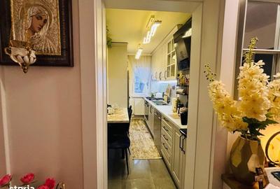 Apartament cu 4 camere decomandat în Ultracentral