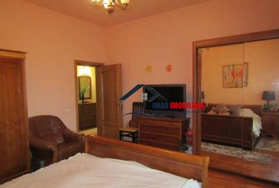 Zona Excelenta! Casa Centru - zona Spital Judetean! - 9