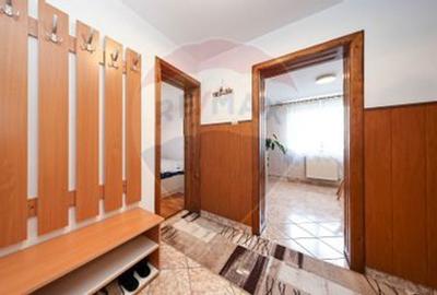 Casă cu 8 camere cu Teren 720 Mp în Central - 13