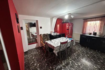 Casă cu 4 camere în Mihăești - 4