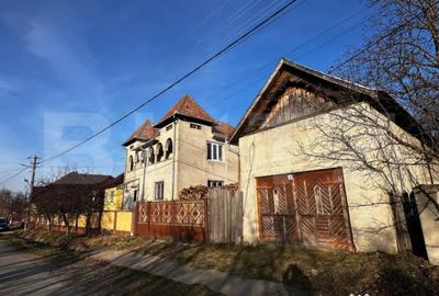 Casă cu 4 camere cu Teren 2500 Mp în Hurez - 9