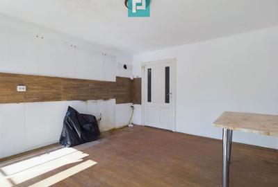 Casă cu 4 camere cu Teren 1184 Mp în Central - 10
